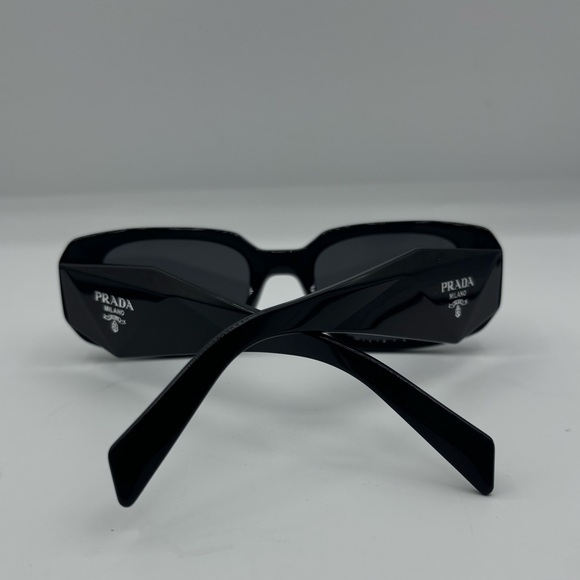 Prada SPR 17W Sunglasses - Picture 5 of 7